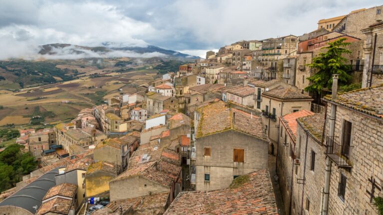 A Journey into the Soul of the Island: the “Weekend of the Heart” Unveils the Most Authentic and Hidden Sicily
